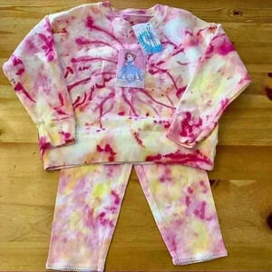 New handmade tie dyed “Sofia The First” Hanes sweatshirt capri bundle girls S